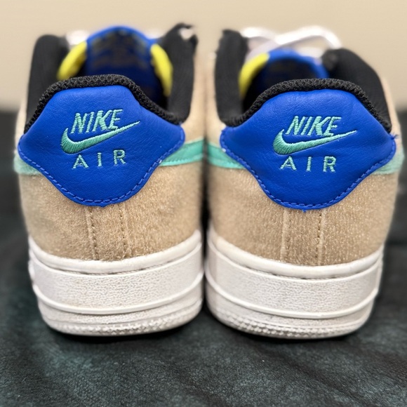 🔥Nike Air Force 1 Colorful Sneakers with Red and Yellow🔥 - Picture 4 of 6